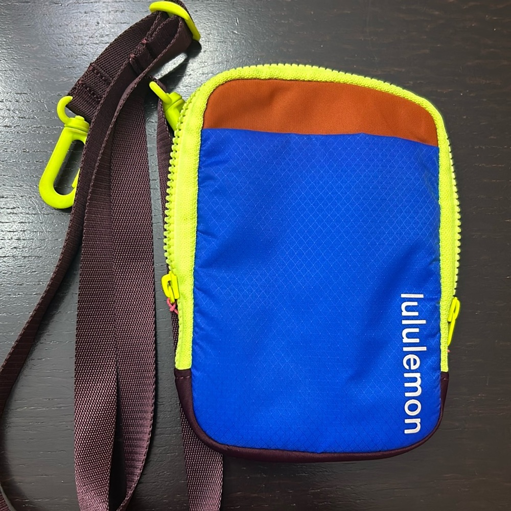 Lululemon Belt Bag - Neon - Lightly Used